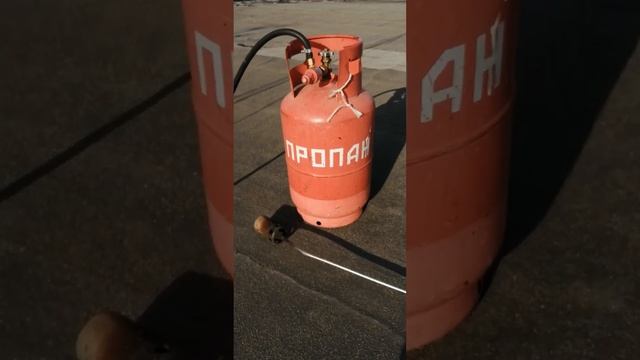 Что делать ??? Крыша протекает. Кровельные работы. ¿Qué hacer ??  El techo está goteando.