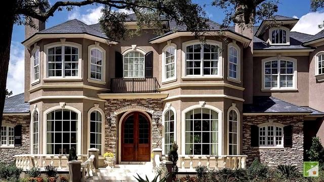 Проекты домов с двумя эркерами – смотрятся практично, выглядит красиво и дорого смотреть онлайн