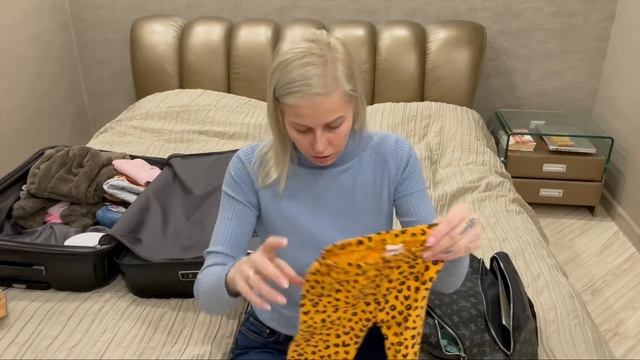 СБОРЫ В СОЧИ/первое путешествие с ребёнком/ что берём с собой в самолёт смотреть онлайн