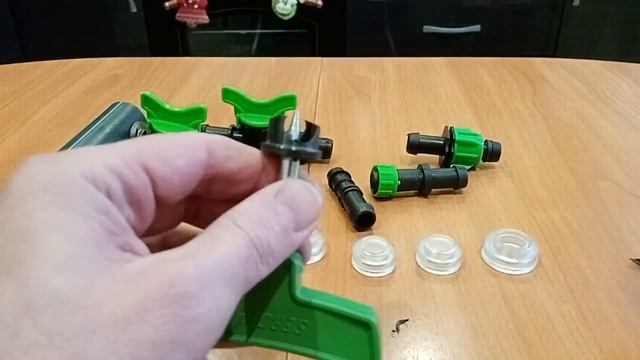 Можнтаж стартовых кранов и стартовых фитингов, с уплотнительной резинкой (кольцом). Полив33.рф смотреть онлайн