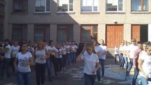 Танец на день рождения школы!*
