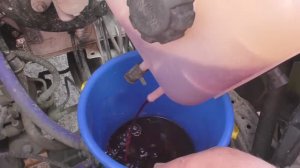Газель бизнес. Лопнул расширительный бачок. Замена. Разбор крышки расширительного бачка, дефектовка.