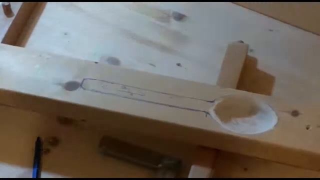 How do I carve a wooden spoon, Part 1 смотреть онлайн