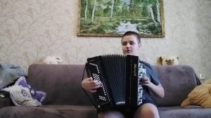 Казачья песня "Спустилась ночь" на баяне. поет: Артём Вязовский.