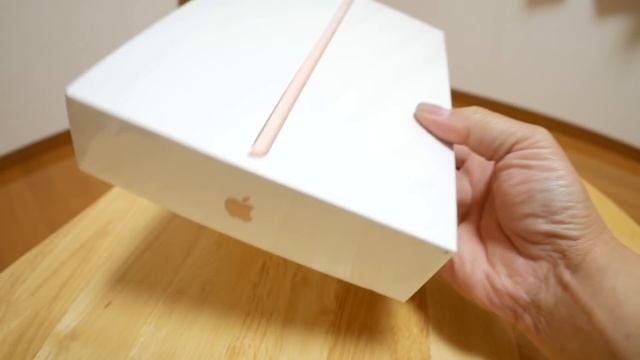 新しいiPad 買いました？ 買いますか？ 買いませんか？【iPad 2018】 смотреть онлайн