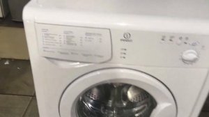 Стиральная машина INDESIT WIUN100