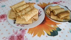 Блинчики с начинкой. Варенье клубничное с пектином. Все очень просто, но вкусно!!!