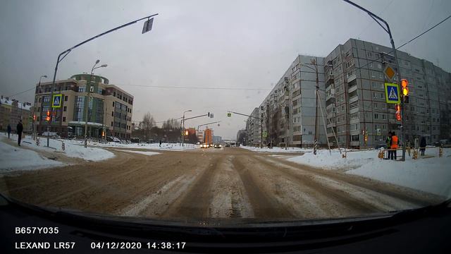 Чем недовольны поворачивающие налево со встречки? смотреть онлайн