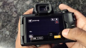 How to Take Continuous Photos in Canon M50 Mark ii || Camera Settings for Continuous Shooting Mode