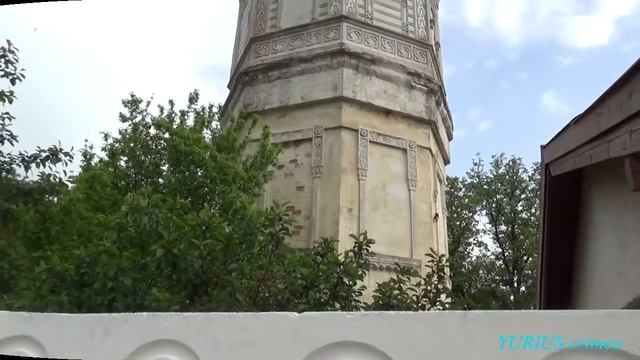 Старинная водонапорная башня в селе Почтовое.