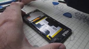 Частичная разборка телефона SONY Xperia E5 f3311