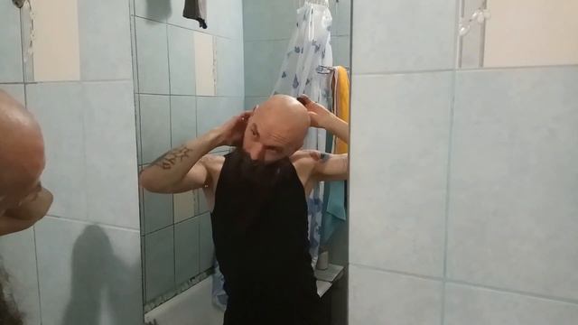 Тест, бритьё опасной бритвой Solingen смотреть онлайн