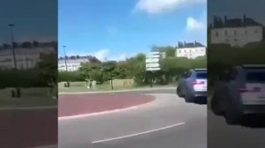 Как перевернуть «Мерседес» на небольшой скорости