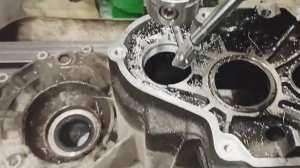 Расточка посадочного места под усиленный подшипник корпуса КПП VW T4