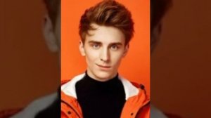 Почему у Влада А4 много подписчиков 🤔 ( ͡° ͜ʖ ͡°)