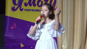 Падают снежинки. Песня, А. Ермолов.