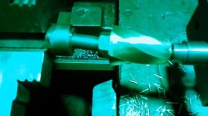 токарные работы для души .изготовление конусной витой пирамидки на токарном станке.mp4