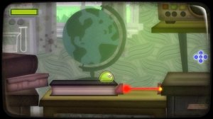 СУРОВЫЙ ЛИЗУН КУШАЕТ ДРУГИХ ЛИЗУНОВ