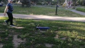 Пов:я когда сломался самокат