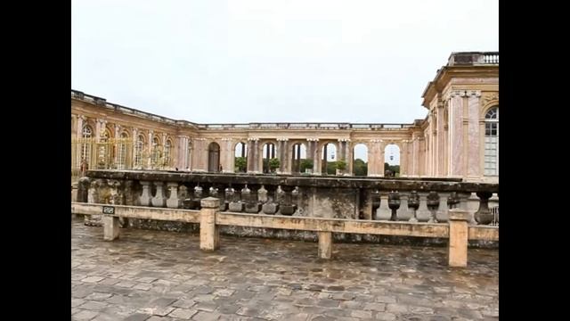 Верса́ль Париж (Versailles). Life in France