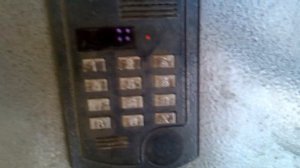 Домофонная Система ТЕХКОМ.Одновременно поступают звонки в разные квартиры.1 часть