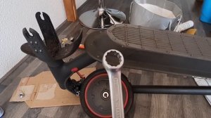 Ремонт прокола колеса на Xiaomi M365 / Что делать на карантине когда дома скучно? /