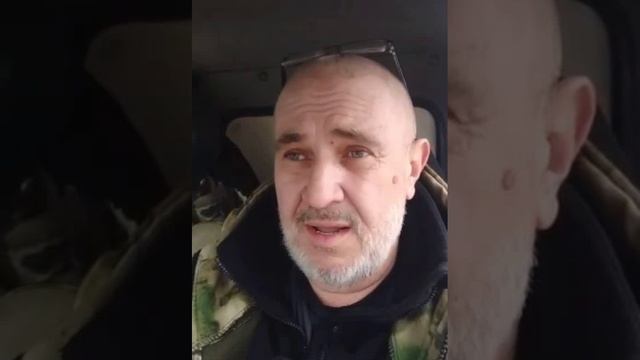Белгород_ Младшой литёха ДПС Роман Дмитриев своим указом запретил волонтёрскую деятельность.