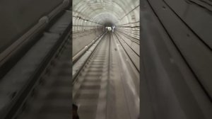 вид с кабины машиниста киевского метро