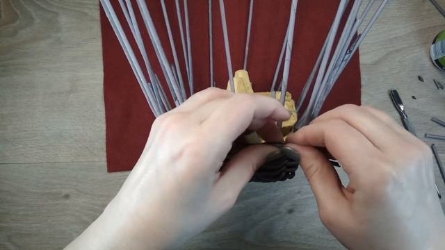 Корзинка со вставкой для пасхальных яиц. DIY (универсальная корзинка)