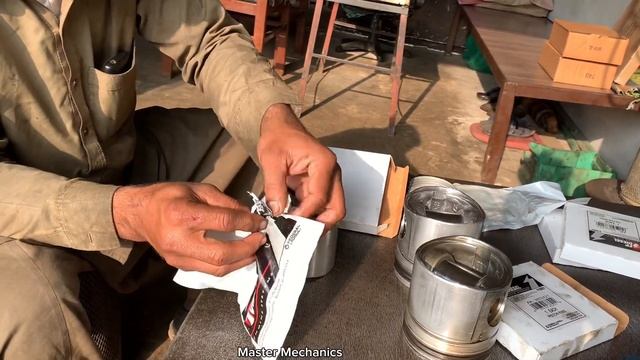 Rebuilding Cummins 4bt Diesel Engine || How to Rebuild 4bt Engine смотреть онлайн