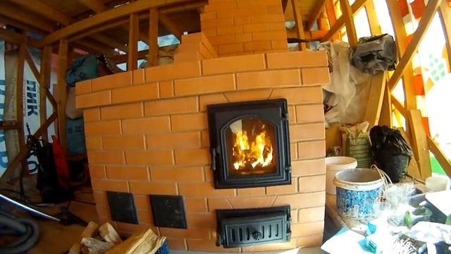 Отопительная кирпичная печь с лежаком и плитой смотреть онлайн