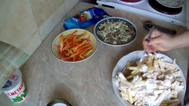 Картофель с говядиной в пароварке. Пальчики оближешь)) смотреть онлайн