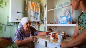 Бабушка Встречает Нас, Хочет Накормить. Встретили Первых Владельцев Авто На Заправке.