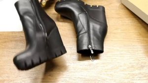 Женские ботинки на высокой платформе