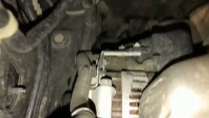 Свист нижнего обводного ролика и ролика натяжителя Mazda 6 gh 2.0