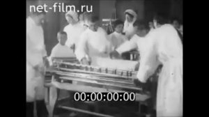 Изготовление бинтов. (1914 - 1916)