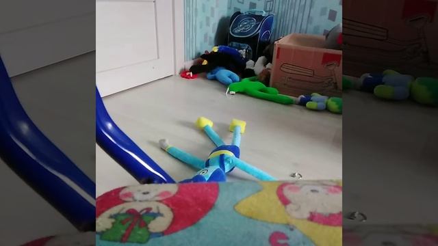 большой кальмар против папы длинные ноги смотреть онлайн