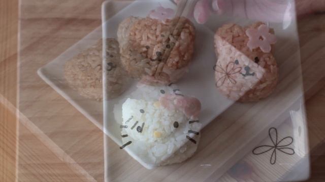 How To Make Hello Kitty Onigiri and Potato Salad! смотреть онлайн