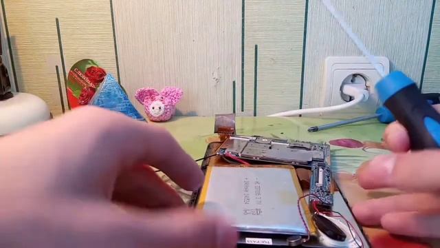 Что внутри планшета? Разбор Планшетного ПК.