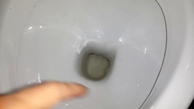 Унитаз-компакт от Днепрокерамика - видео отзыв! По унитазу пошли ТРЕЩИНЫ... смотреть онлайн