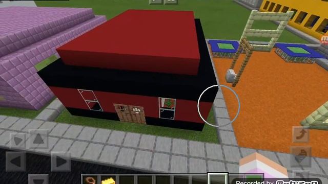 Мой город в Minecraft PE смотреть онлайн