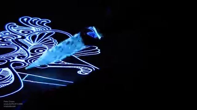 Стеклянный ручка со светящимися чернилами смотреть онлайн