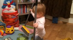 Ребёнку 1 год и 4 месяца - Sonya Voron