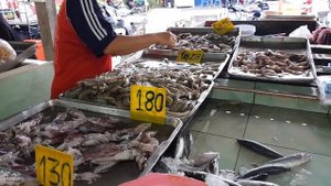 рынок Wichit Market пляж Ао Йон, Рынок на Пхукете, где нет туристов. Где купить продукты на Пхукете