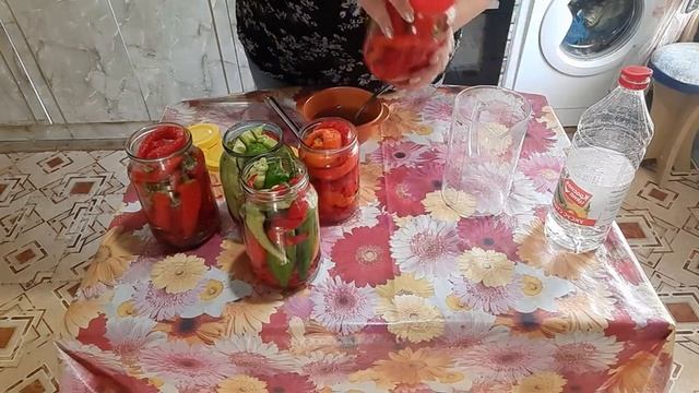 Острый перец на зиму в уксусно-медовой заливке???