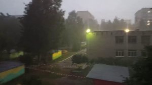 Сильный штормовой ветер с ливнем в Ижевске 31.07.2020