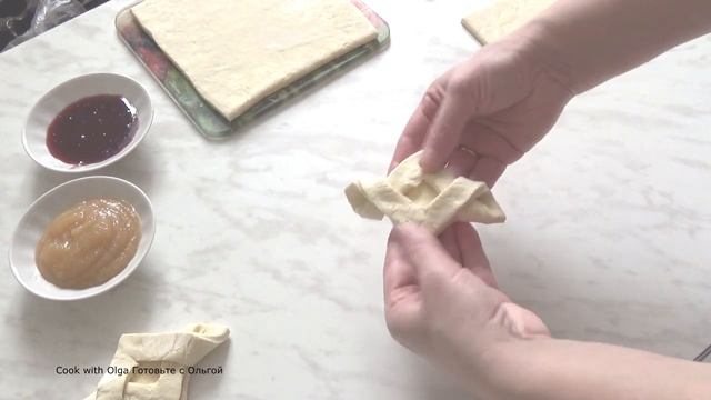 Булочки из слоеного дрожжевого теста. Puff pastry buns. смотреть онлайн