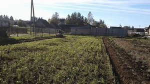 двухкорпусный плуг к минитрактору.вспашка на зиму.