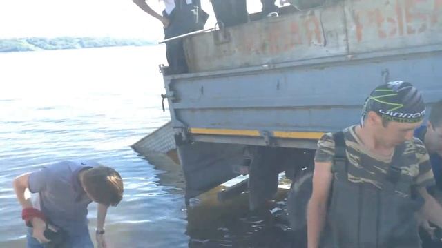 В Чебоксарское водохранилище выпустили мальков стерляди смотреть онлайн