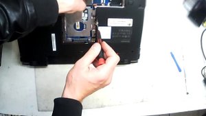 Разбор и очистка системы охлаждения на ноутбуке Lenovo B570e